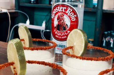 rooster rojo tequila